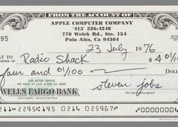 史蒂夫·乔布斯签名的苹果电脑支票售价 46,000 美元